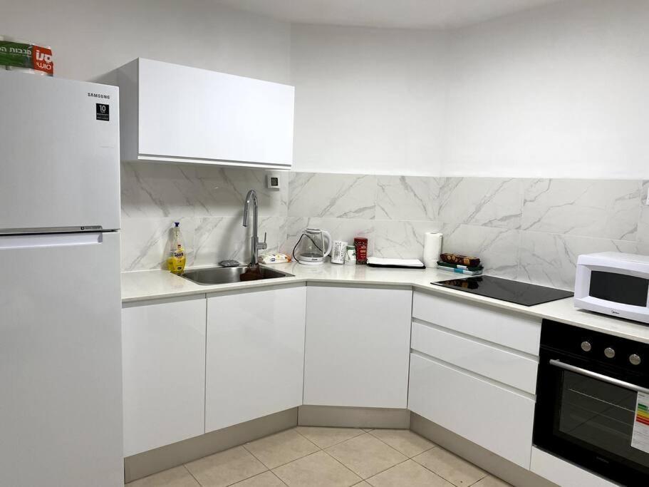 אילת Dc Apartments - 2 Bedrooms Near The Beach מראה חיצוני תמונה