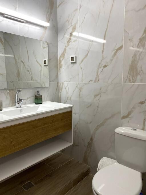 אילת Dc Apartments - 2 Bedrooms Near The Beach מראה חיצוני תמונה